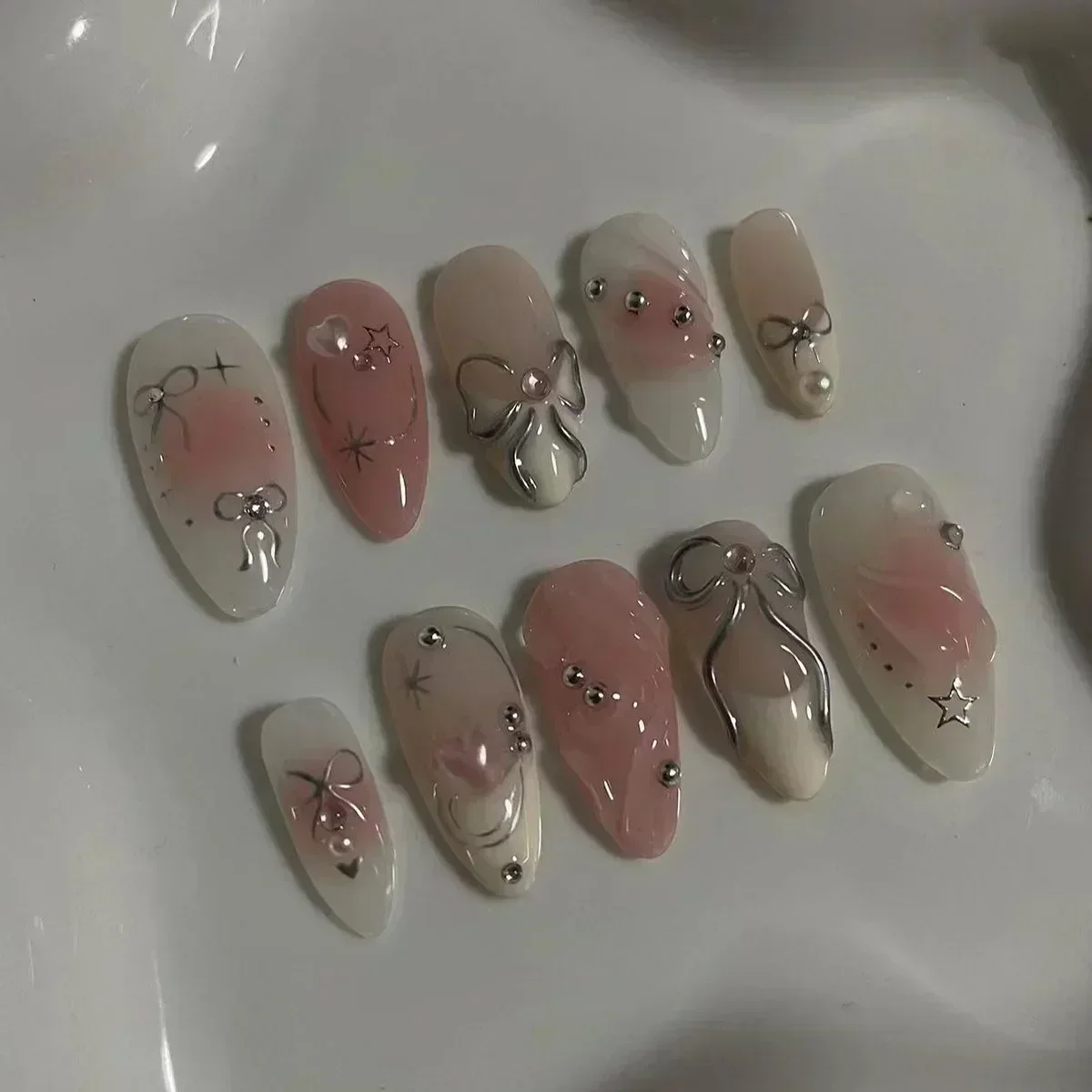 Nail Art Full Design - 24Pcs White Almond False Nails Ballet