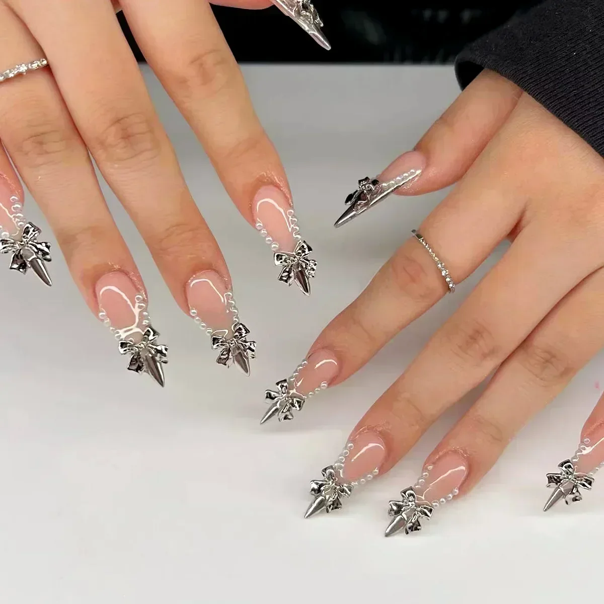 24Pcs White Almond False Nails - đánh giá và giá Nail Art Full Design