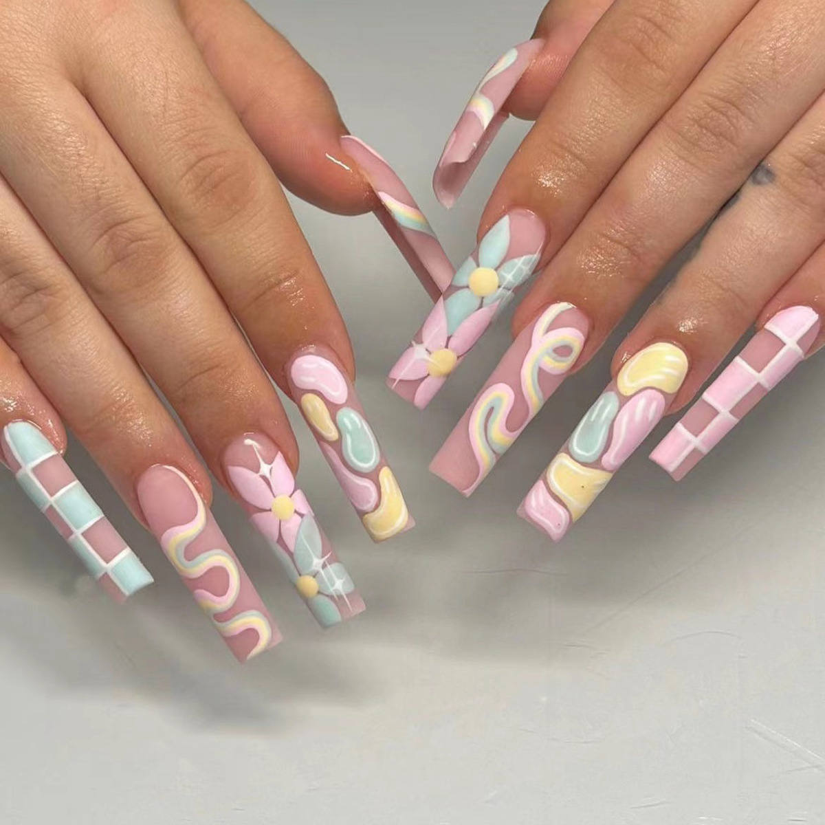 24pcs Black French Fake Nails  - đánh giá và giá Nail Art French Nails